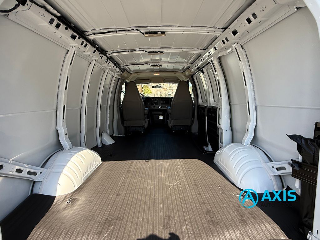 2025 Chevrolet Express 2500 Work Van Jersey City NJ