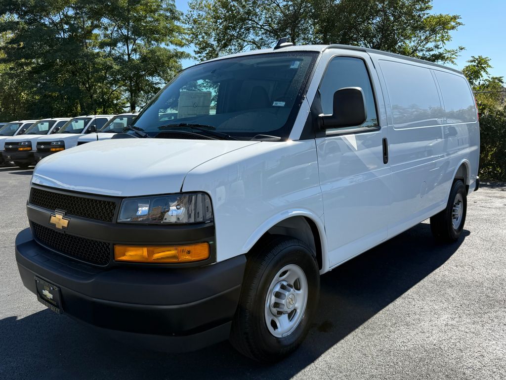 2025 Chevrolet Express 2500 Work Van