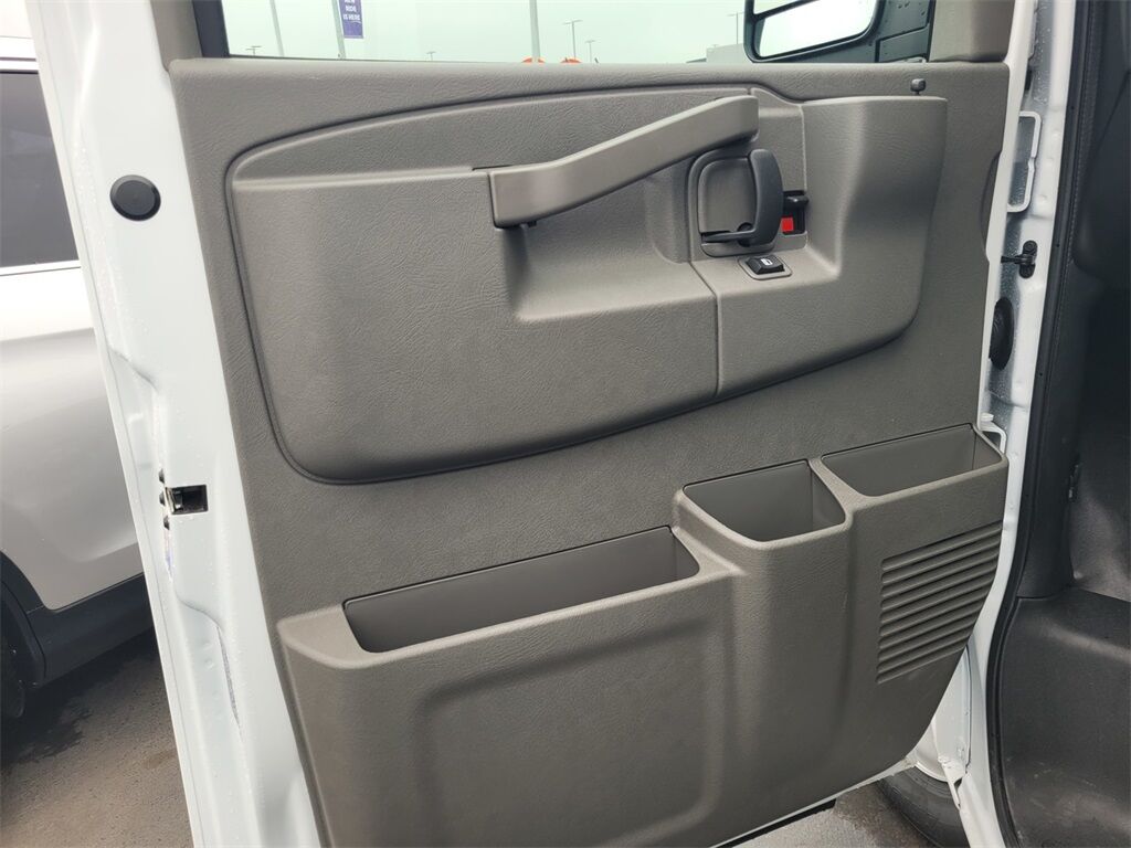 2025 Chevrolet Express 2500 Work Van Roseville CA
