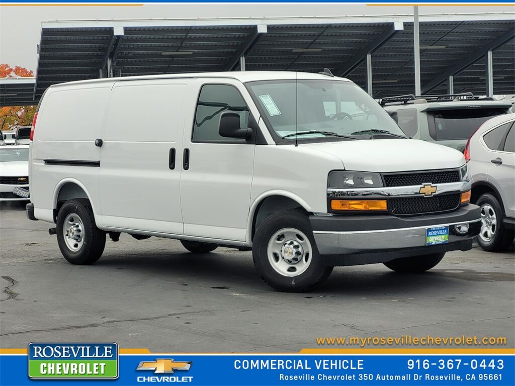 2025 Chevrolet Express 2500 Work Van