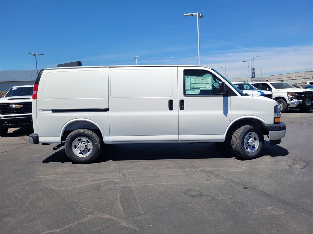 2025 Chevrolet Express 2500 Work Van Roseville CA