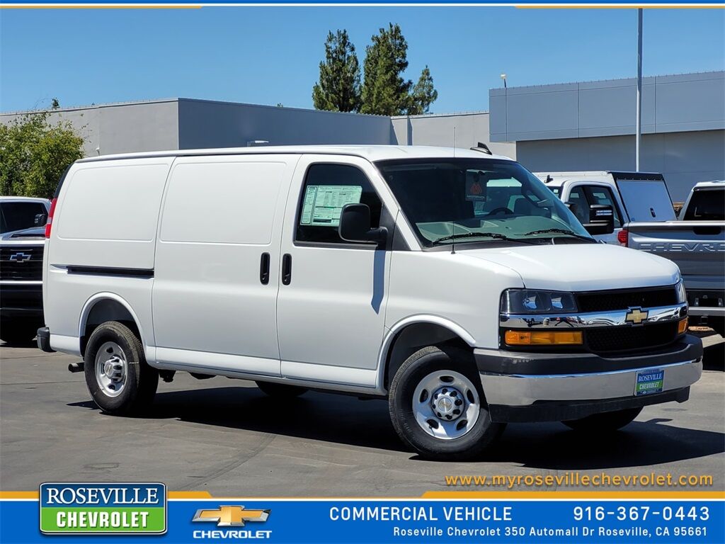 2025 Chevrolet Express 2500 Work Van