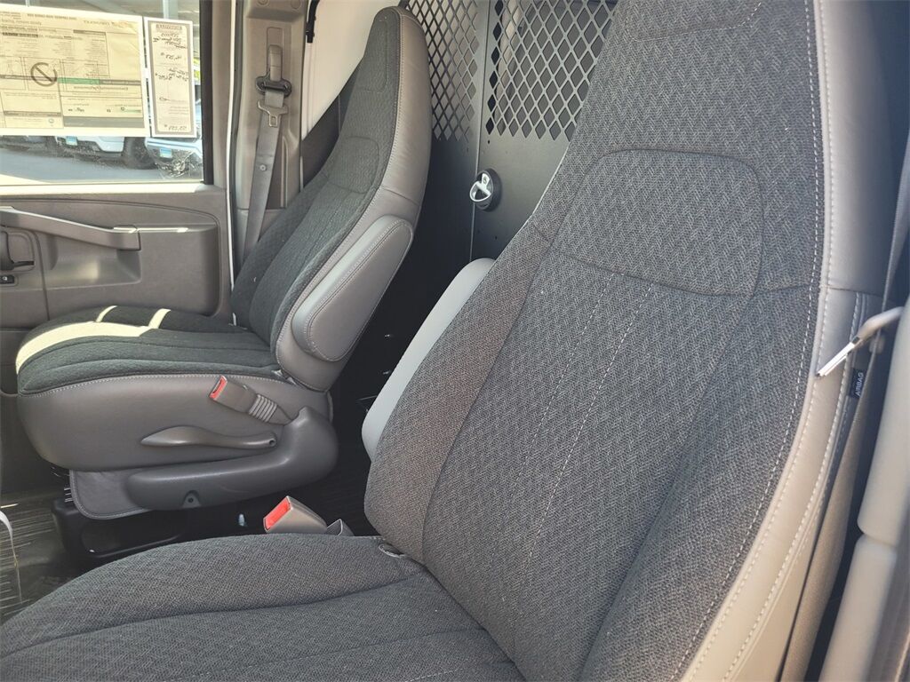 2025 Chevrolet Express 2500 Work Van Roseville CA