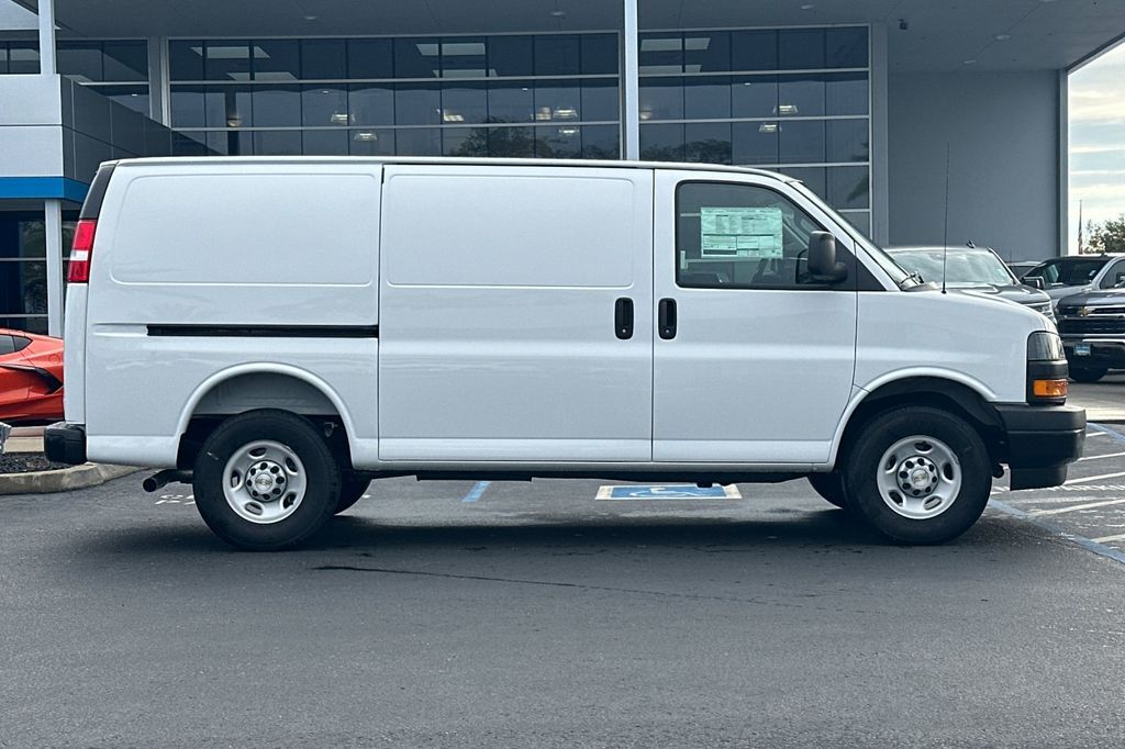 2025 Chevrolet Express 2500 Work Van Roseville CA