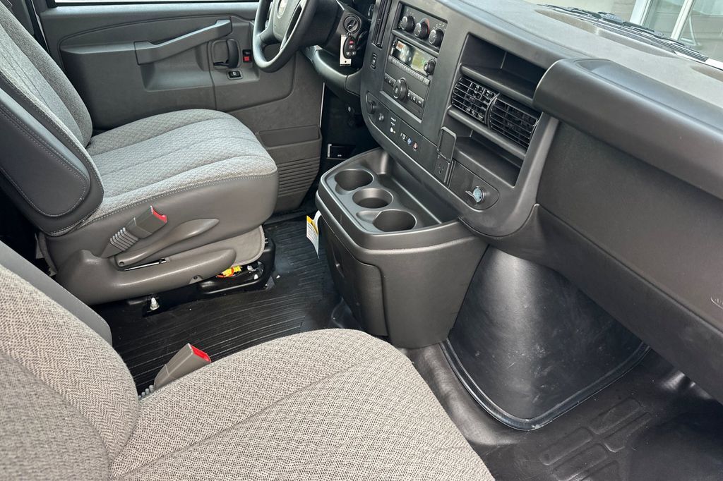 2025 Chevrolet Express 2500 Work Van Roseville CA