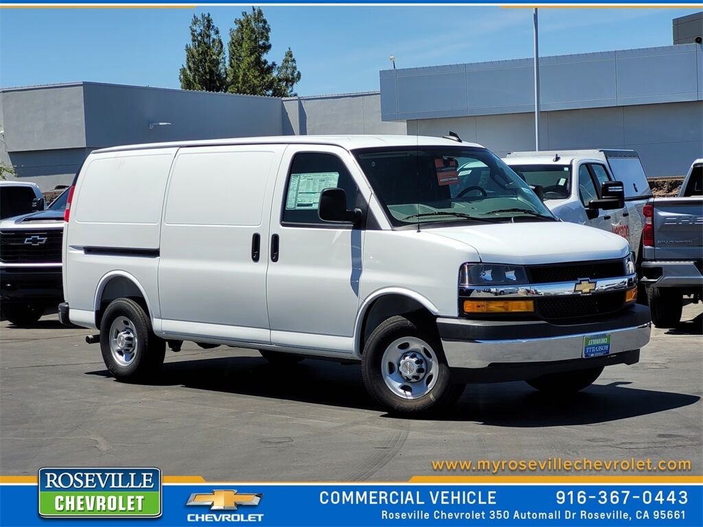 2025 Chevrolet Express 2500 Work Van