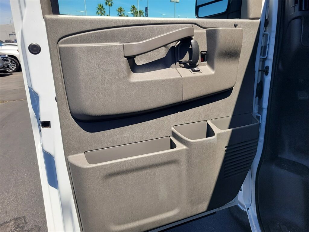 2025 Chevrolet Express 2500 Work Van Roseville CA