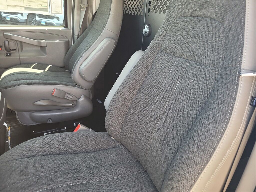 2025 Chevrolet Express 2500 Work Van Roseville CA