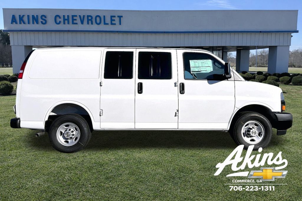2025 Chevrolet Express 2500 Work Van Commerce GA