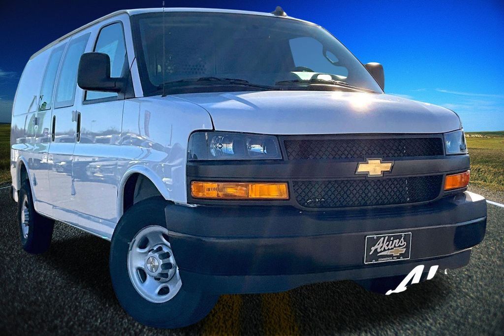 2025 Chevrolet Express 2500 Work Van Commerce GA