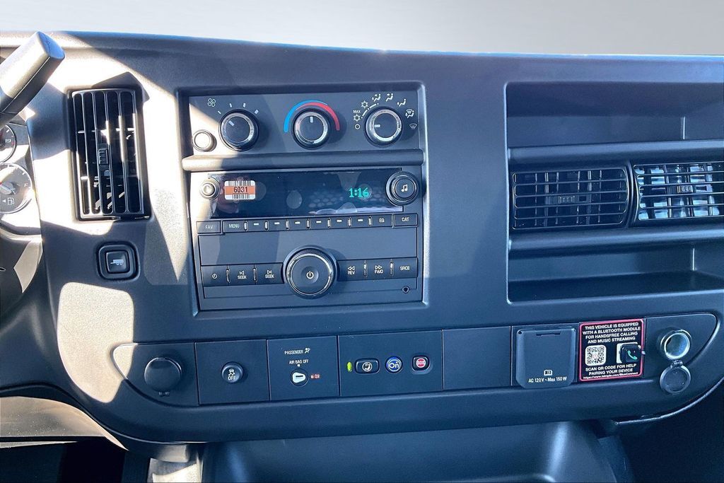 2025 Chevrolet Express 2500 Work Van Commerce GA