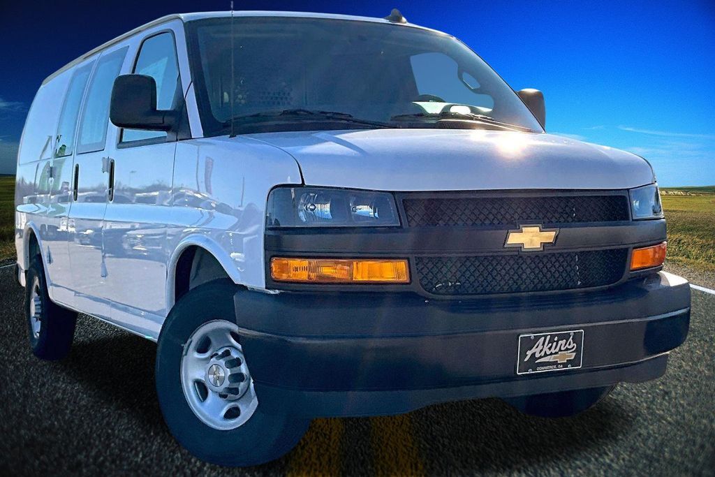 2025 Chevrolet Express 2500 Work Van Commerce GA