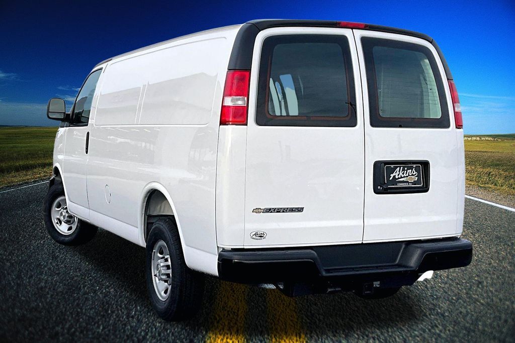 2025 Chevrolet Express 2500 Work Van Commerce GA