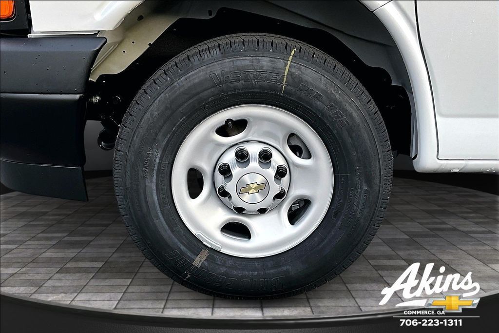 2025 Chevrolet Express 2500 Work Van Commerce GA