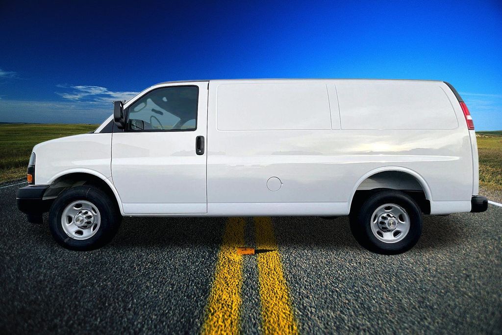 2025 Chevrolet Express 2500 Work Van Commerce GA