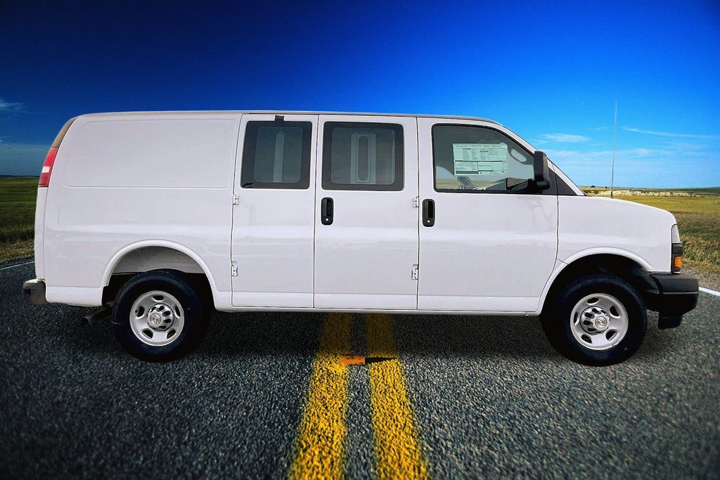 2025 Chevrolet Express 2500 Work Van Commerce GA