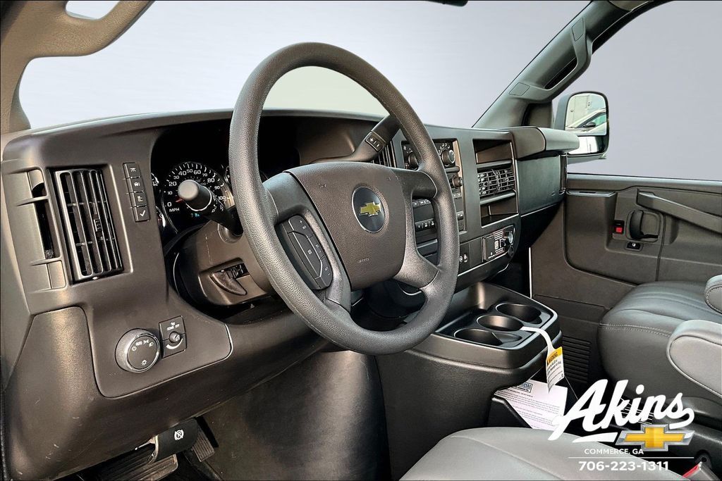 2025 Chevrolet Express 2500 Work Van Commerce GA