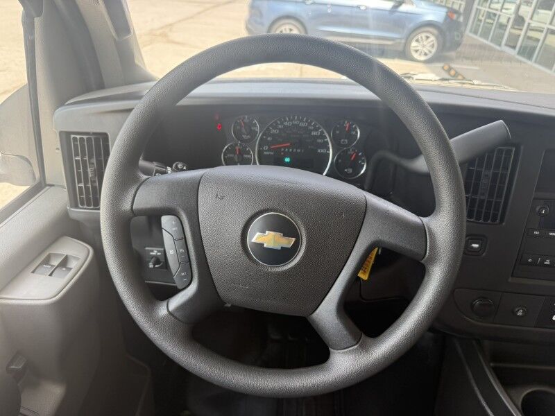 2025 Chevrolet Express 3500 Collinsville OK