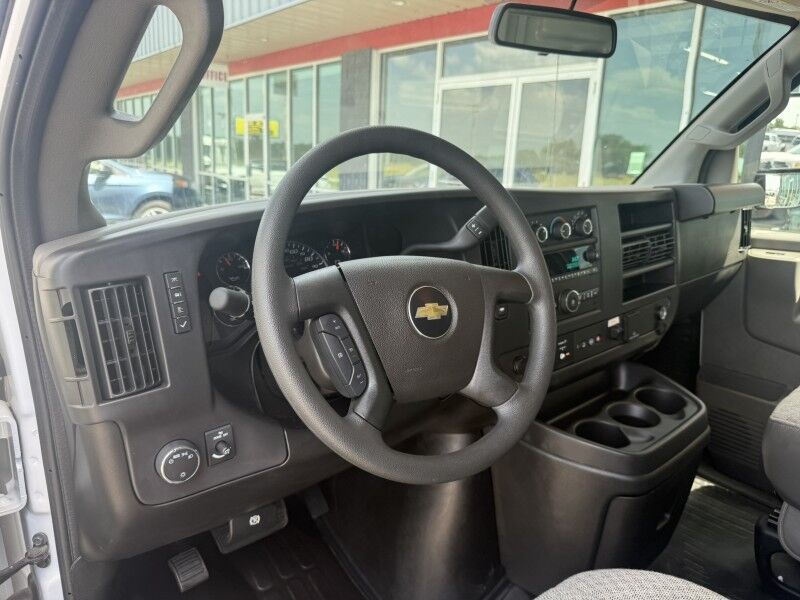 2025 Chevrolet Express 3500 Collinsville OK