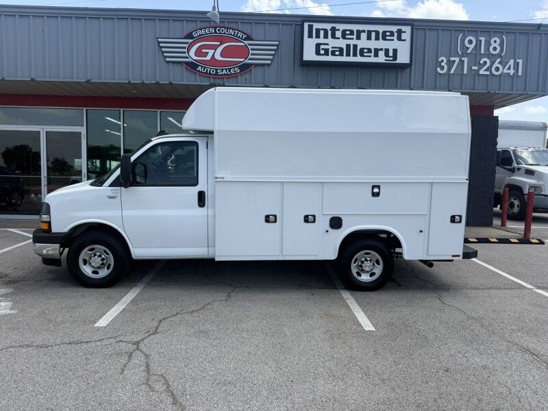 2025 Chevrolet Express 3500 Collinsville OK