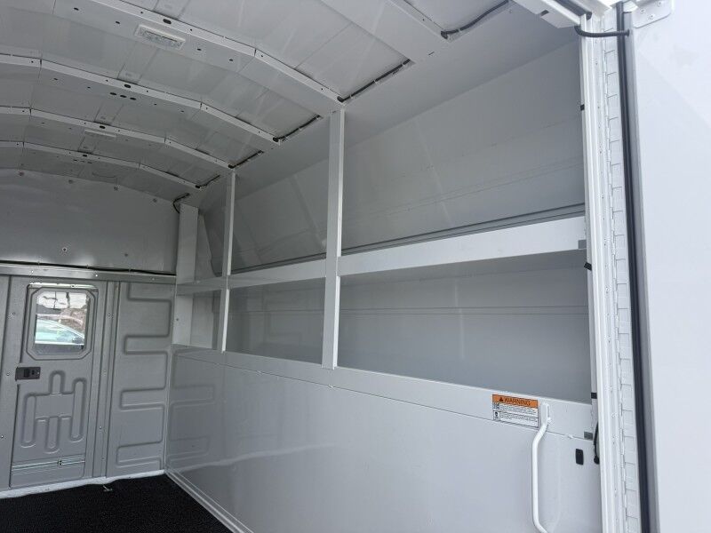 2025 Chevrolet Express 3500 Collinsville OK