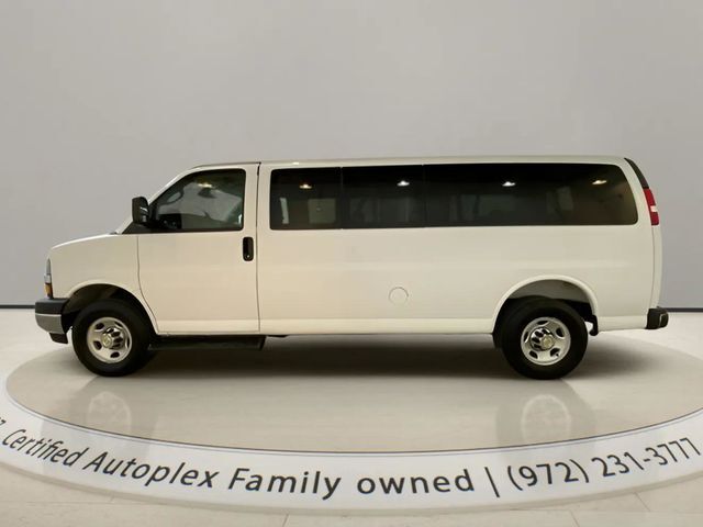 2025 Chevrolet Express 3500 LT Passenger