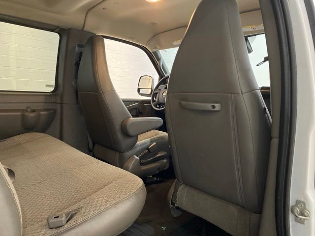 2025 Chevrolet Express 3500 LT Passenger Dallas TX