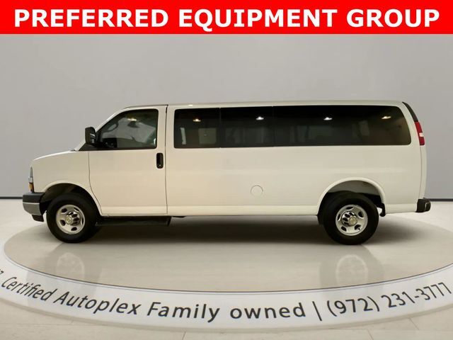 2025 Chevrolet Express 3500 LT Passenger