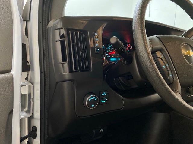 2025 Chevrolet Express 3500 LT Passenger Dallas TX