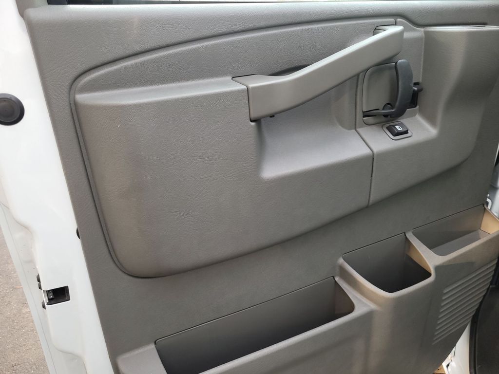 2025 Chevrolet Express 3500 Work Van Folsom CA