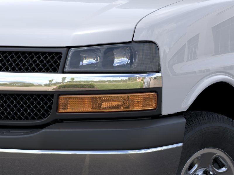 2025 Chevrolet Express 3500 Work Van Green Bay WI