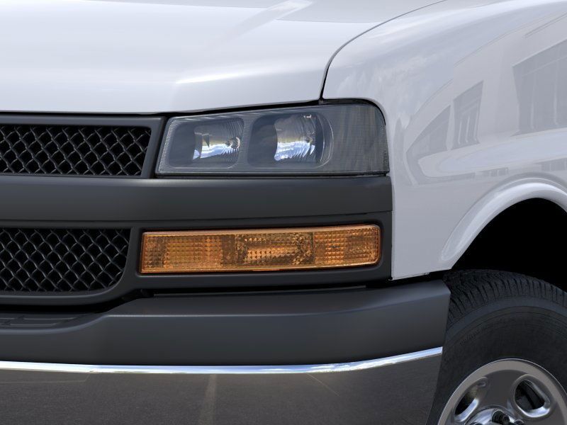 2025 Chevrolet Express 3500 Work Van Green Bay WI