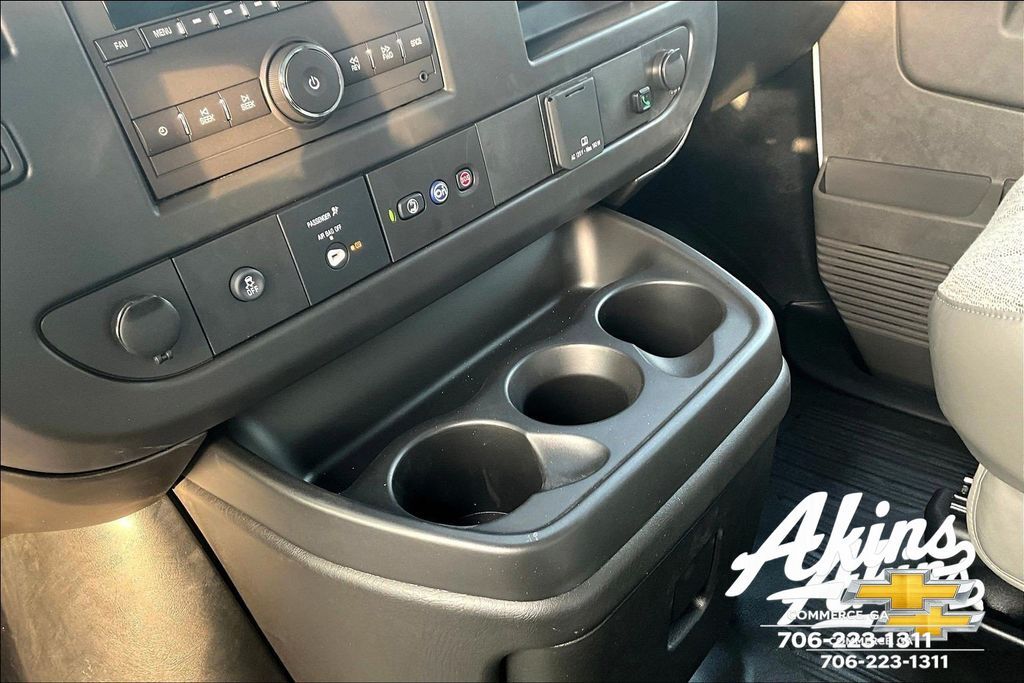 2025 Chevrolet Express 3500 Work Van Commerce GA