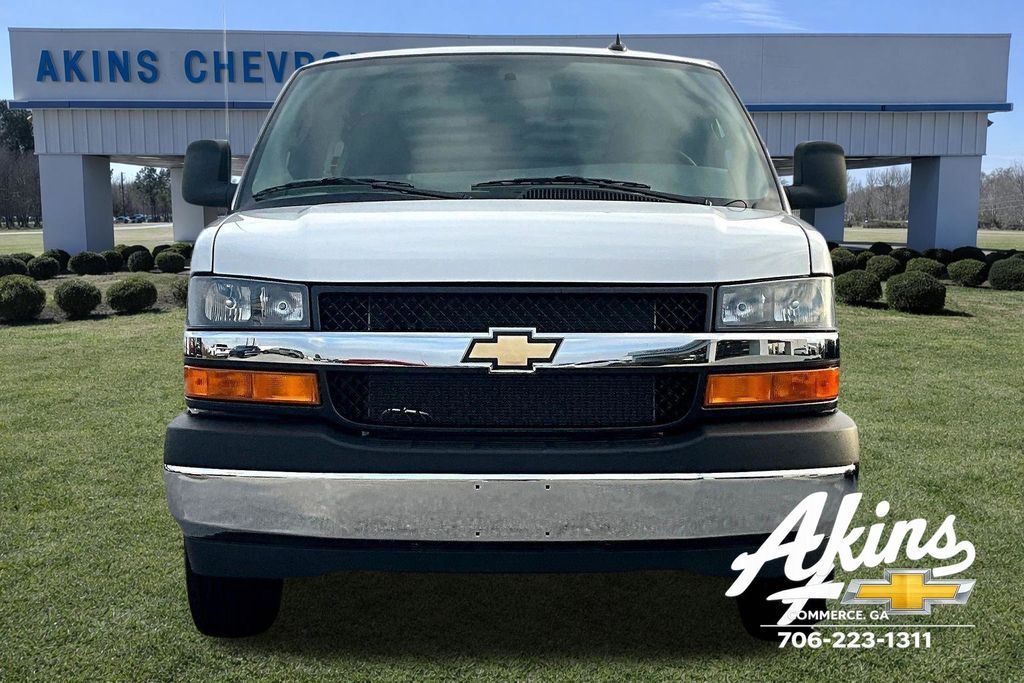 2025 Chevrolet Express 3500 Work Van Commerce GA