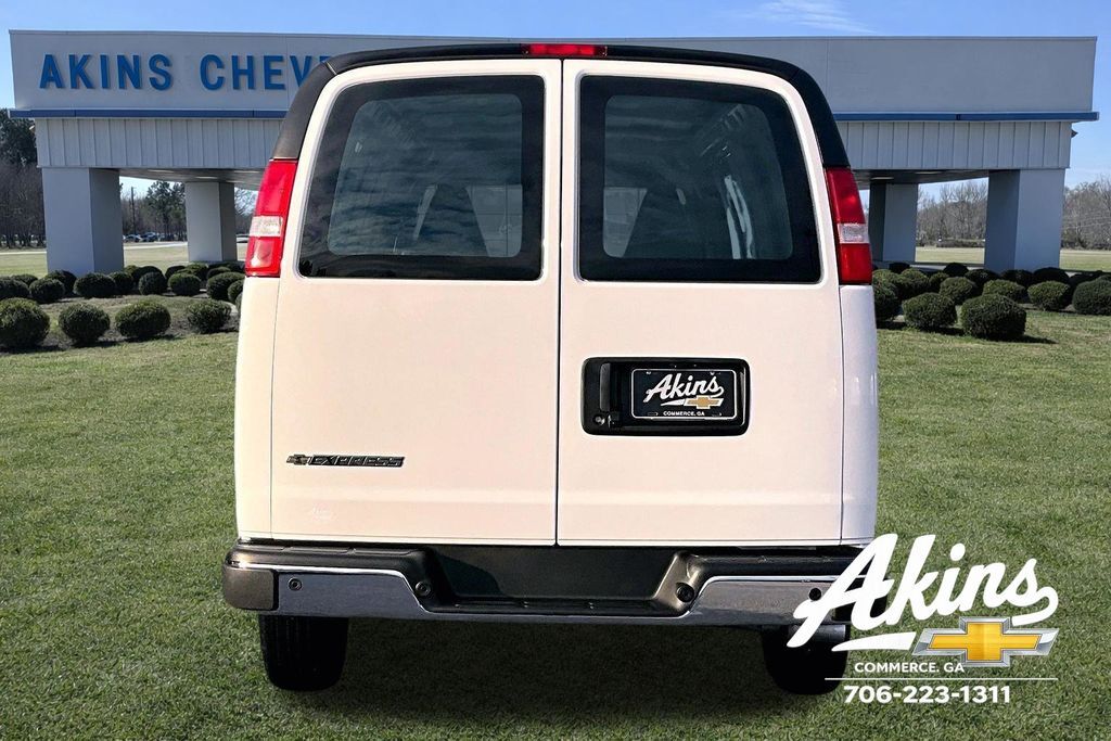 2025 Chevrolet Express 3500 Work Van Commerce GA