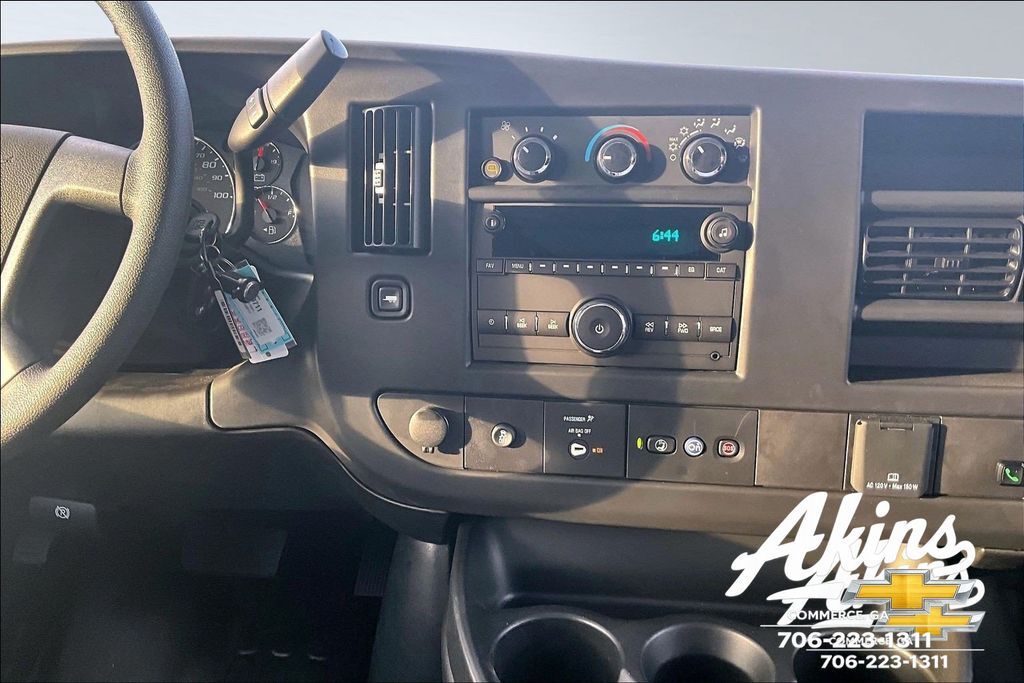 2025 Chevrolet Express 3500 Work Van Commerce GA