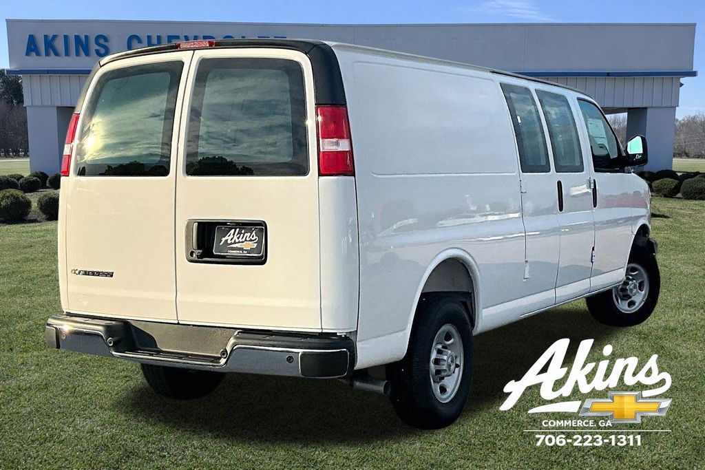 2025 Chevrolet Express 3500 Work Van Commerce GA