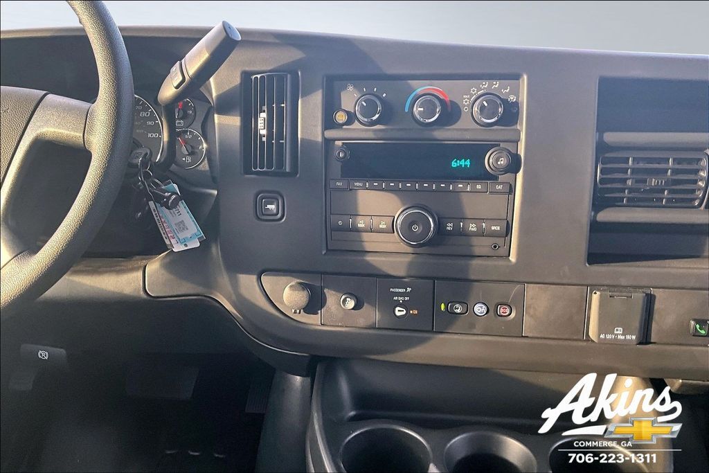 2025 Chevrolet Express 3500 Work Van Commerce GA
