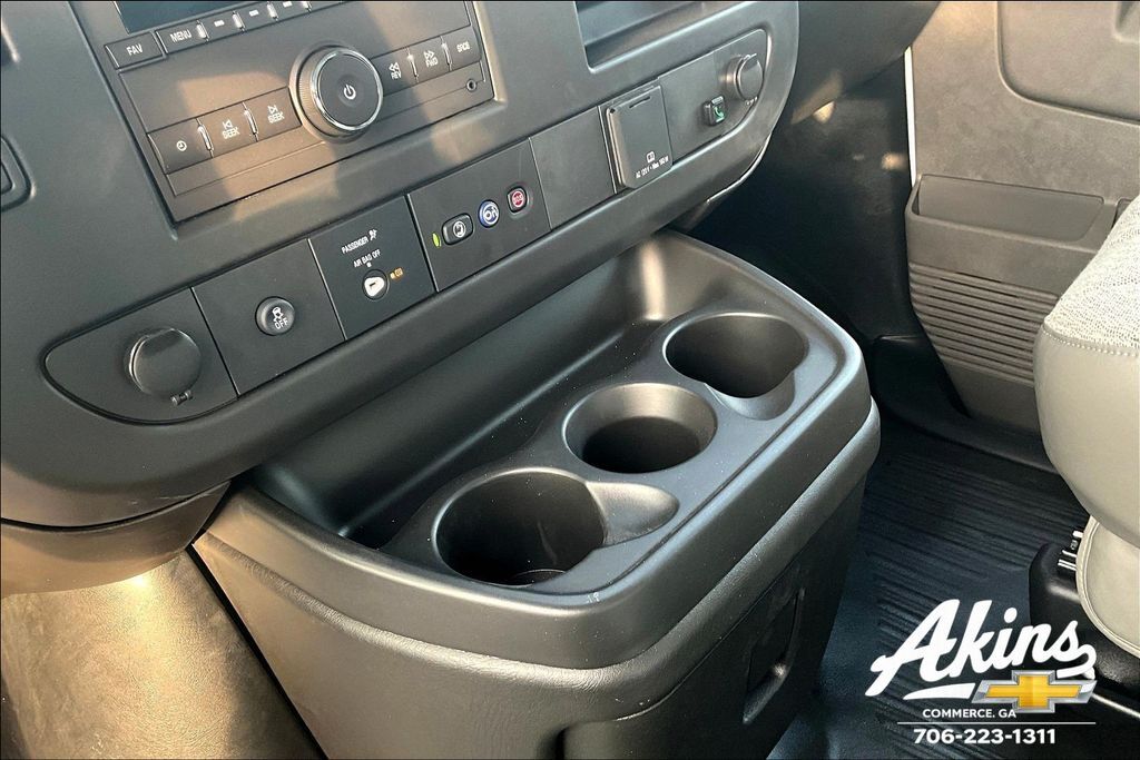 2025 Chevrolet Express 3500 Work Van Commerce GA