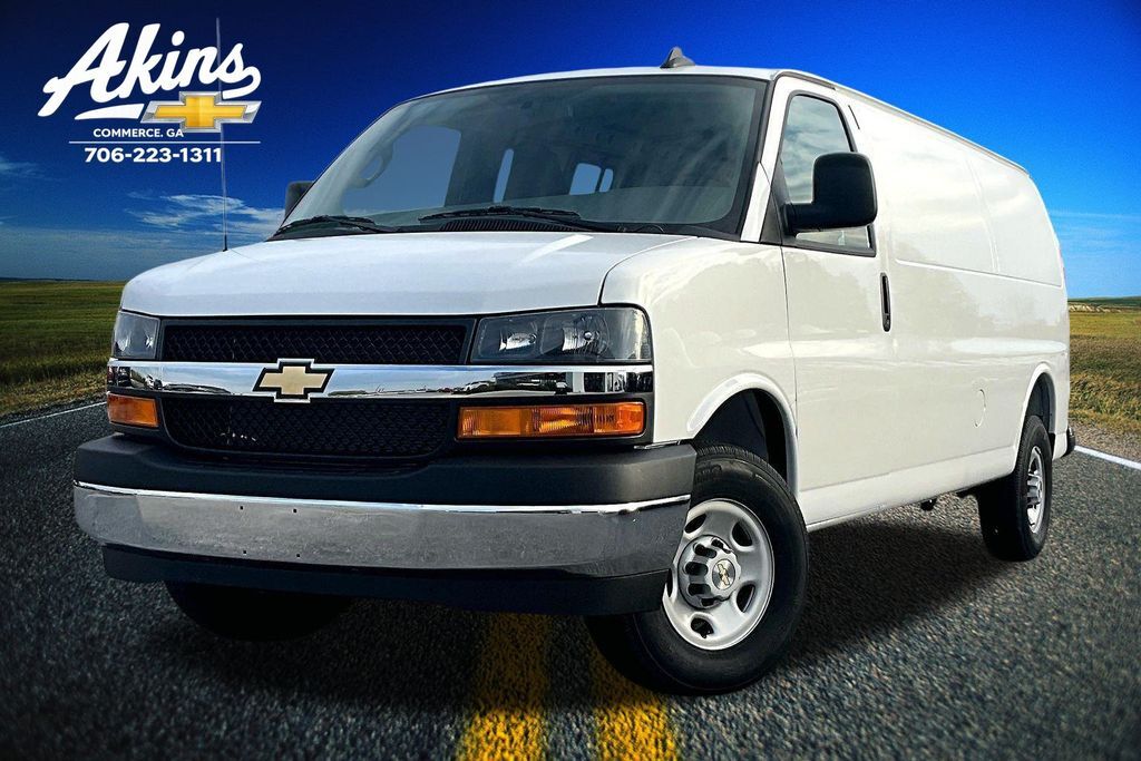 2025 Chevrolet Express 3500 Work Van