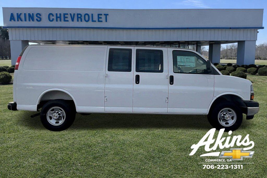 2025 Chevrolet Express 3500 Work Van Commerce GA