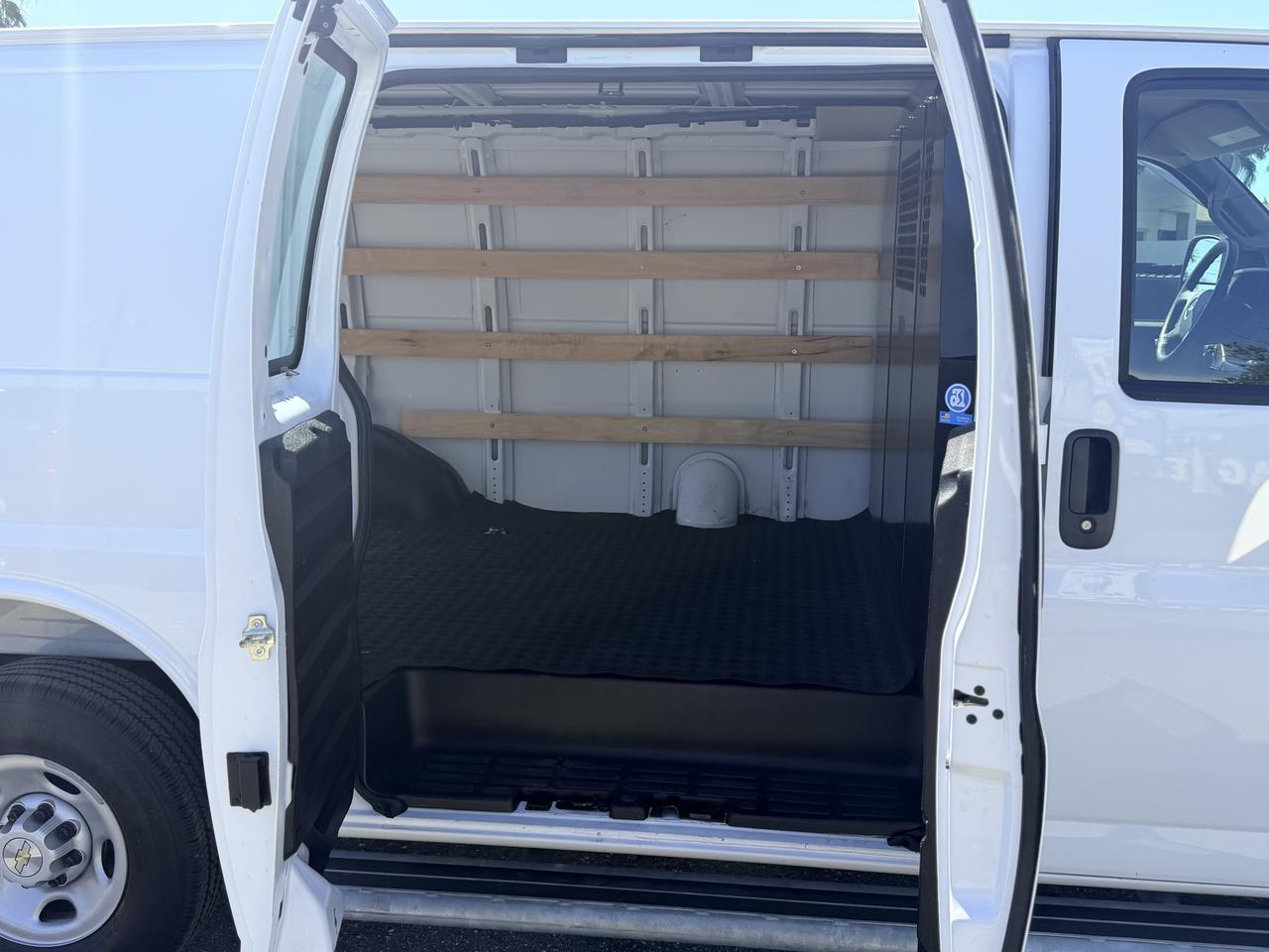 2025 Chevrolet Express Cargo 2500 Punta Gorda FL