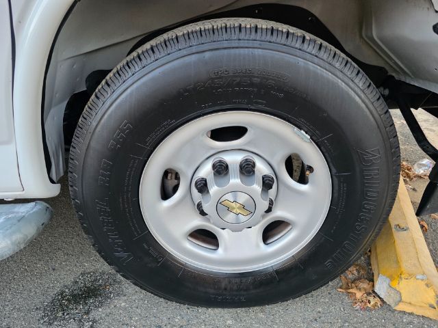 2025 Chevrolet Express Cargo RWD 2500 Regular Wheelbase WT Charlotte NC