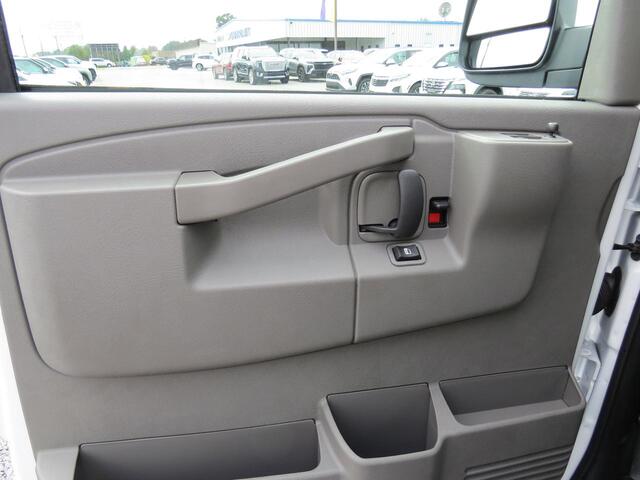 2025 Chevrolet Express Cargo Van RWD 2500 135 Wilson NC