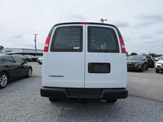 2025 Chevrolet Express Cargo Van RWD 2500 135 Wilson NC