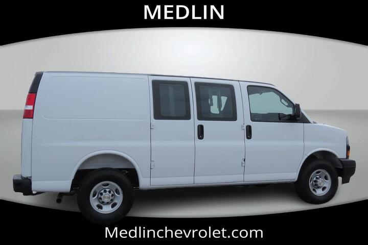 2025 Chevrolet Express Cargo Van RWD 2500 135 Wilson NC