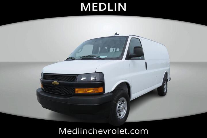 2025 Chevrolet Express Cargo Van RWD 2500 135 Wilson NC