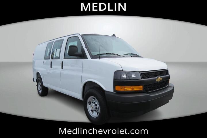 2025 Chevrolet Express Cargo Van RWD 2500 135 Wilson NC