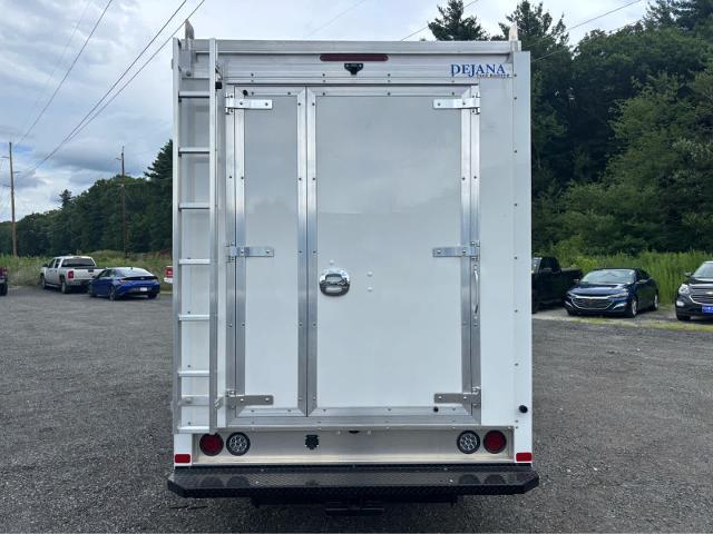 2025 Chevrolet Express Cutaway 3500 Fitchburg MA