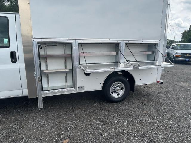 2025 Chevrolet Express Cutaway 3500 Fitchburg MA